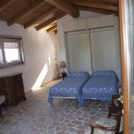 Casa Marcella Cugnana-portisco Pensjonat